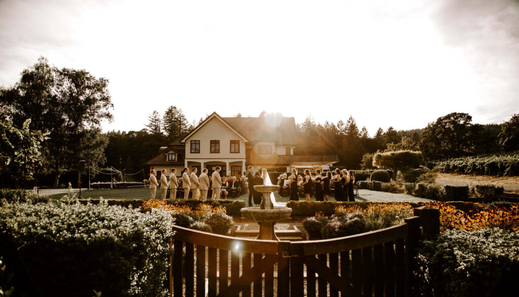 Couple gets married at Beacon Hill winery in gaston oregon