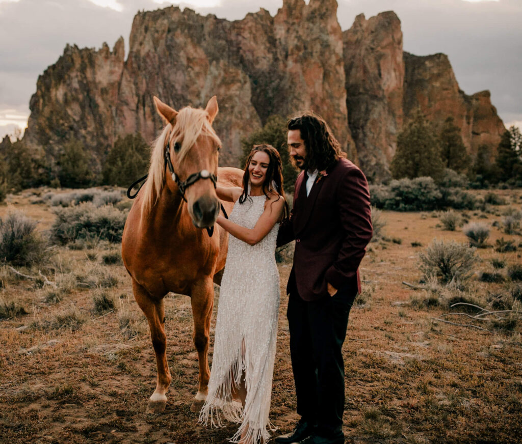 Couple and their horse elope at smith rock in oregon