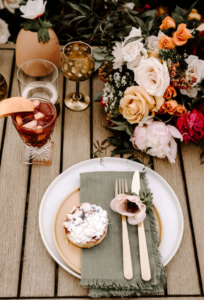 Table setting and sangria at a smith rock elopement